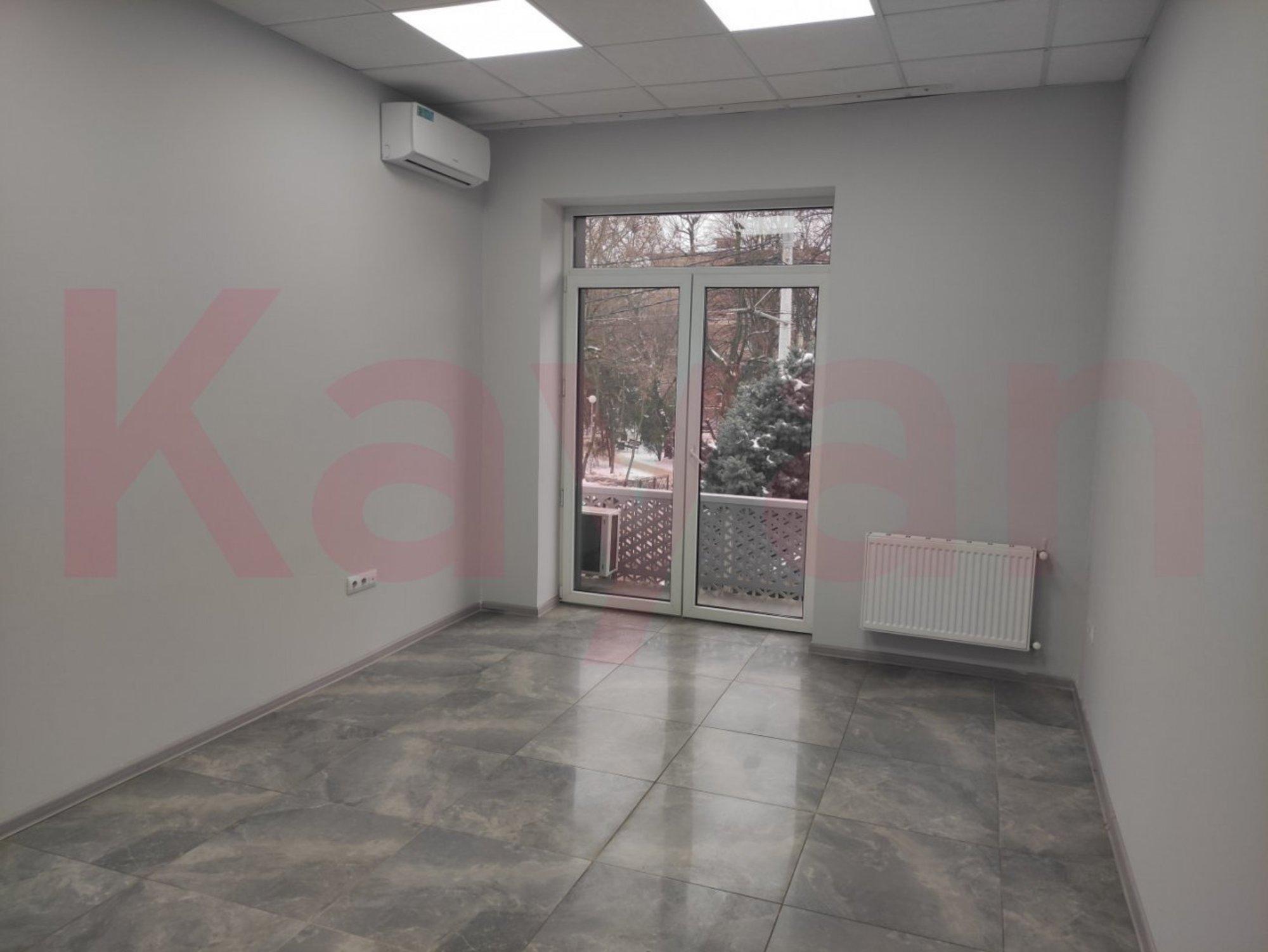 Купить офис, помещение под офис за 15 408 000 рублей на Дзержинского ул.