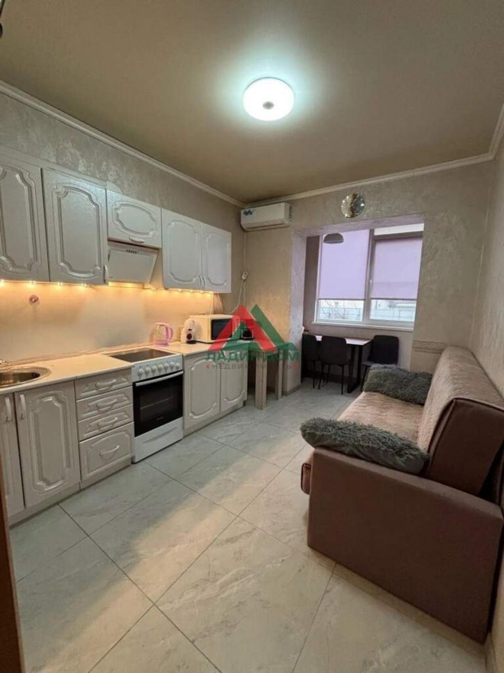 2-комн квартира Ратной Славы улица, д.77