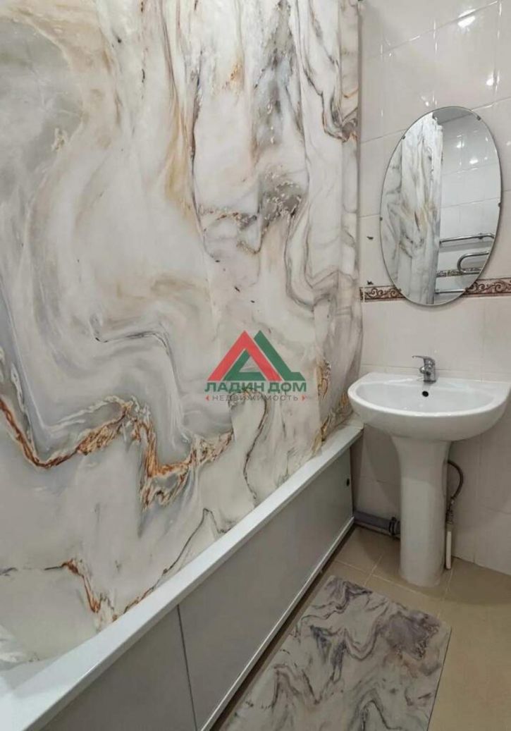 2-комн квартира Ратной Славы улица, д.77