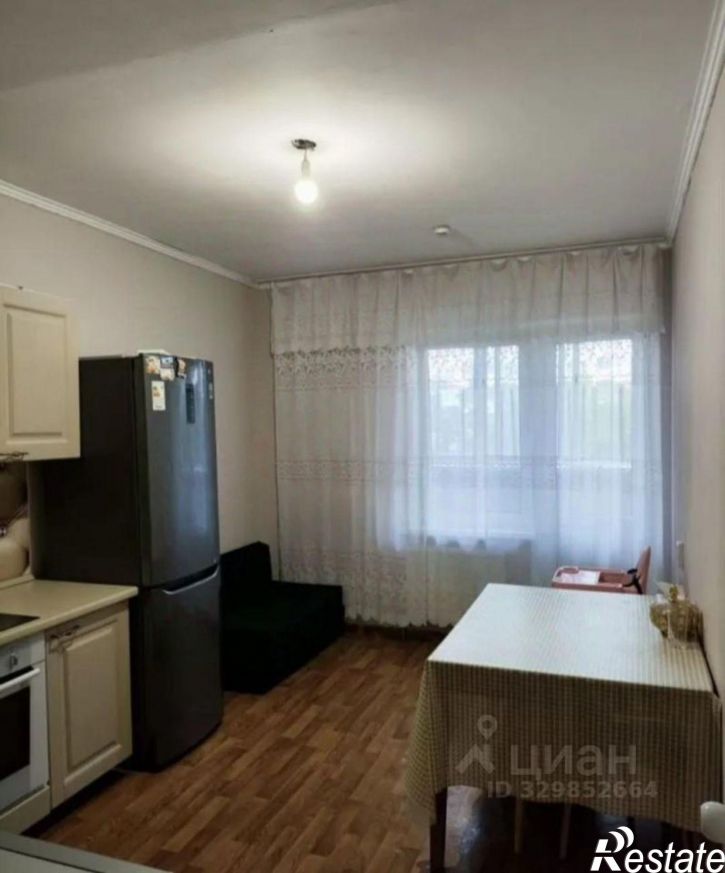 2-комн квартира улица Байбакова, 2/1,  д. 2/1