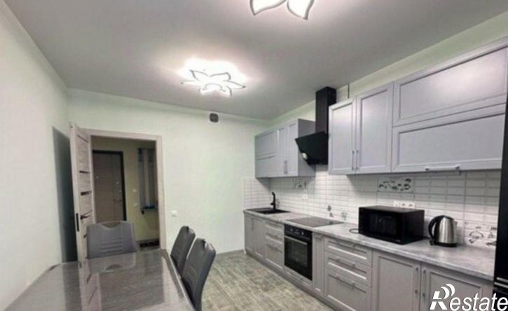 2-комн квартира ул Заполярная, 39 5,  д. 39 5,  к. 5