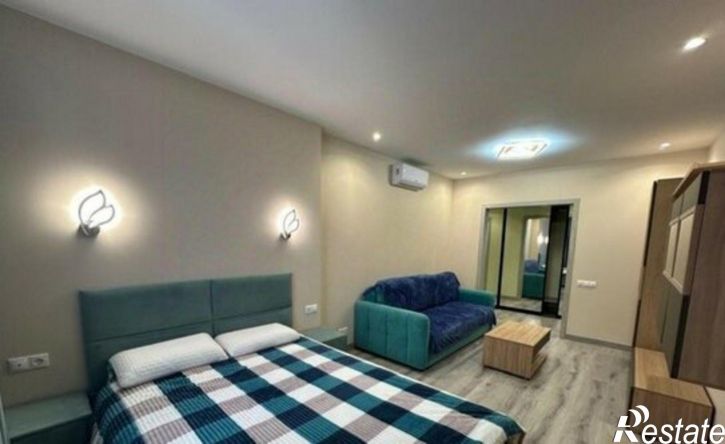 2-комн квартира ул Заполярная, 39 5,  д. 39 5,  к. 5