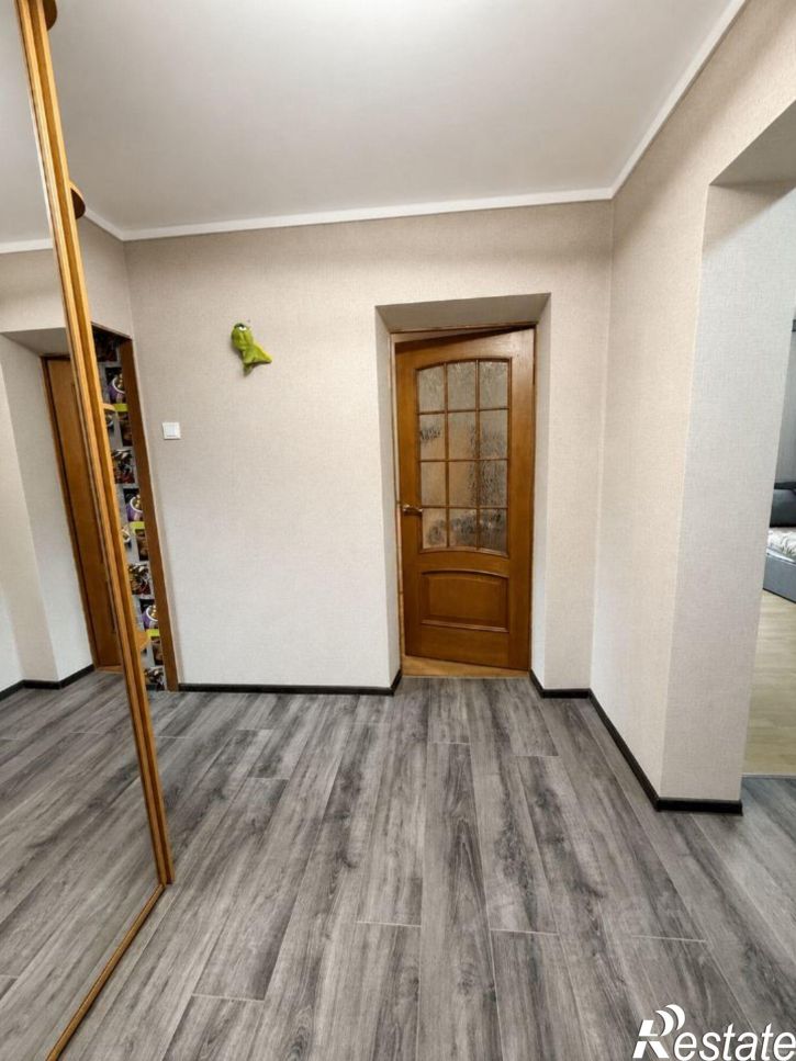 2-комн квартира улица 70 лет Октября, 2,  д. 2