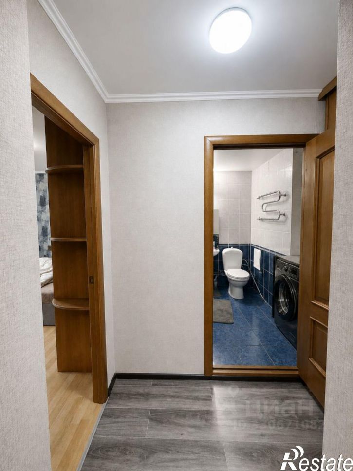 2-комн квартира улица 70 лет Октября, 2,  д. 2