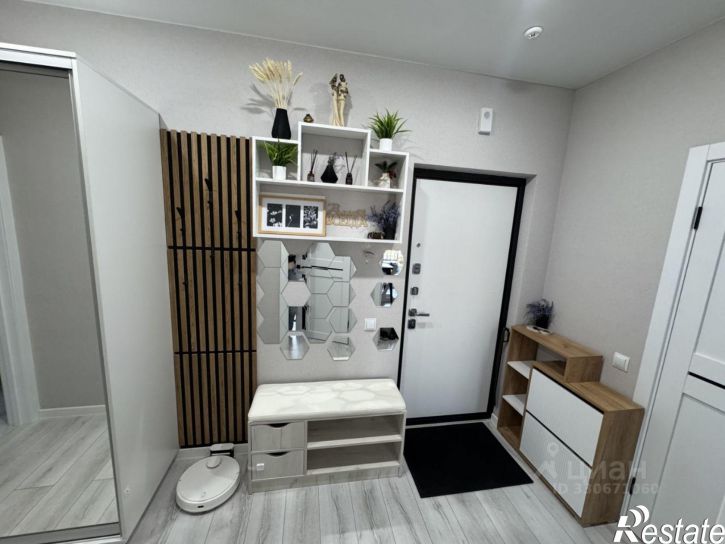 2-комн квартира ул им. генерала Корнилова, 14,  д. 14