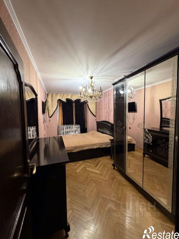 4-комн квартира Сормовская улица, 205,  д. 205