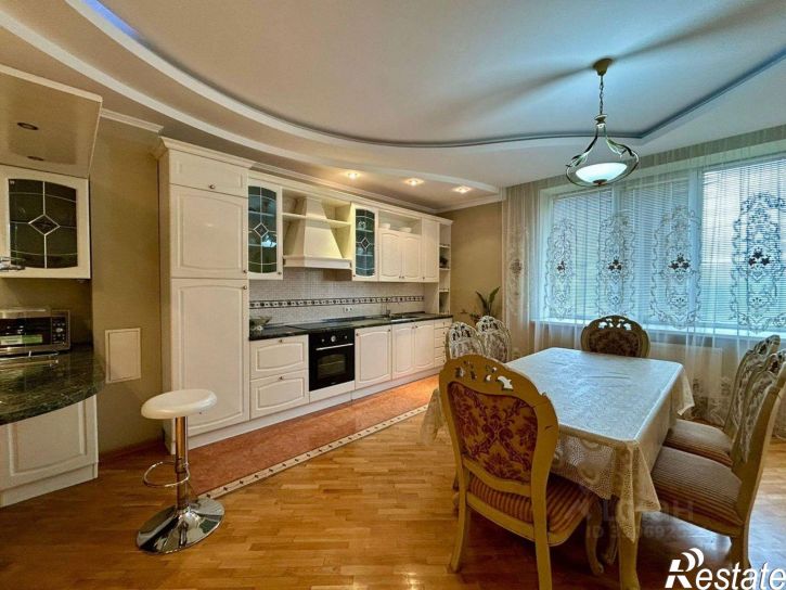 3-комн квартира Офицерская улица, 36,  д. 36