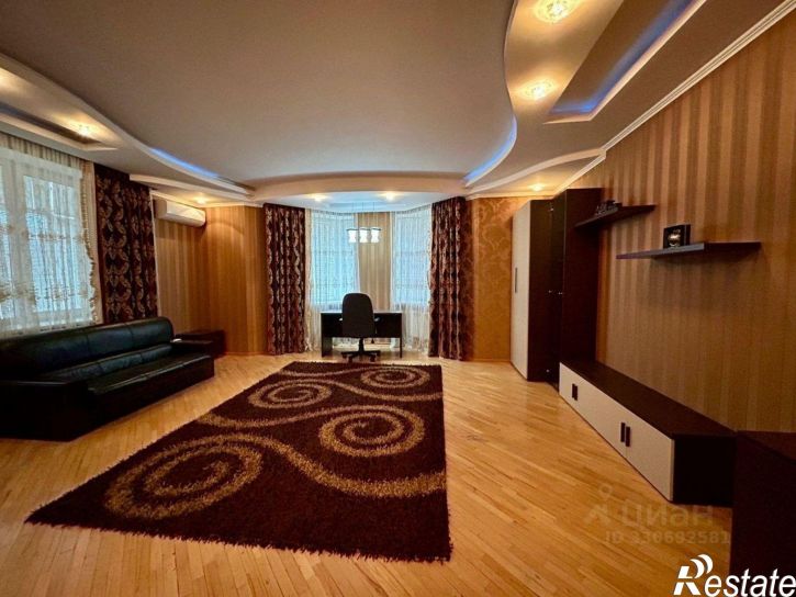 3-комн квартира Офицерская улица, 36,  д. 36