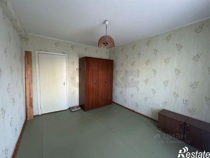 4-комн квартира улица 40 лет Победы, 132,  д. 132