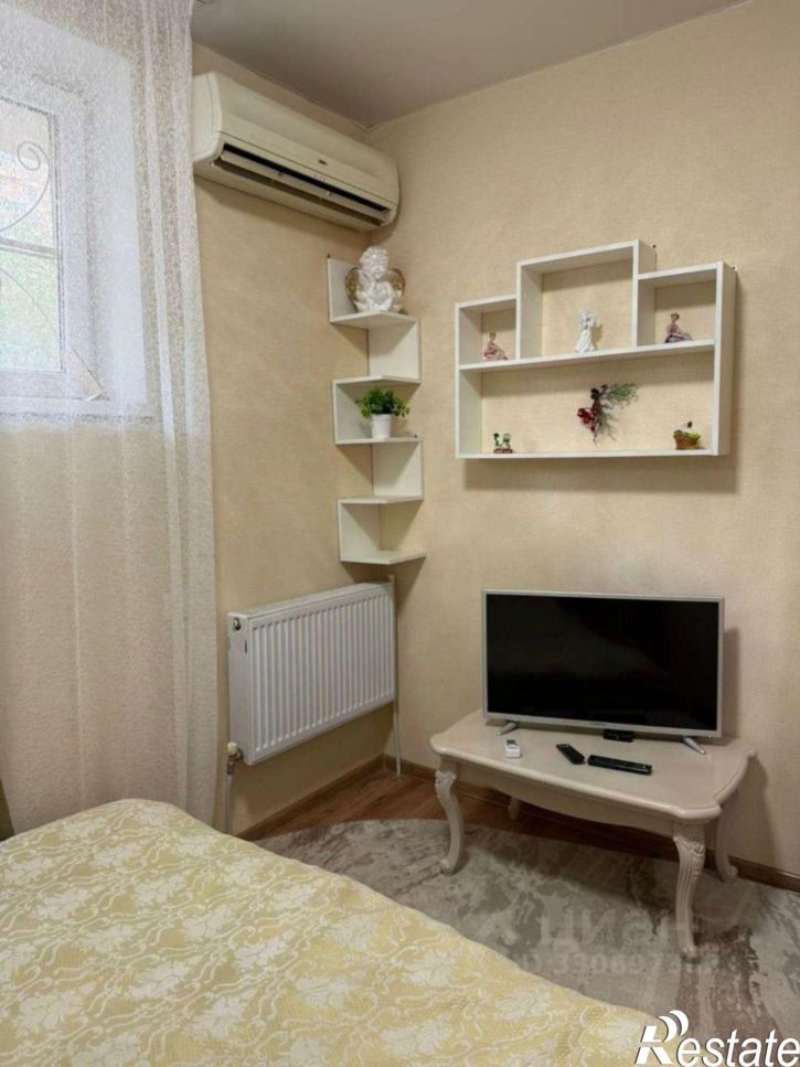1-комн квартира улица Дунаевского, 8,  д. 8