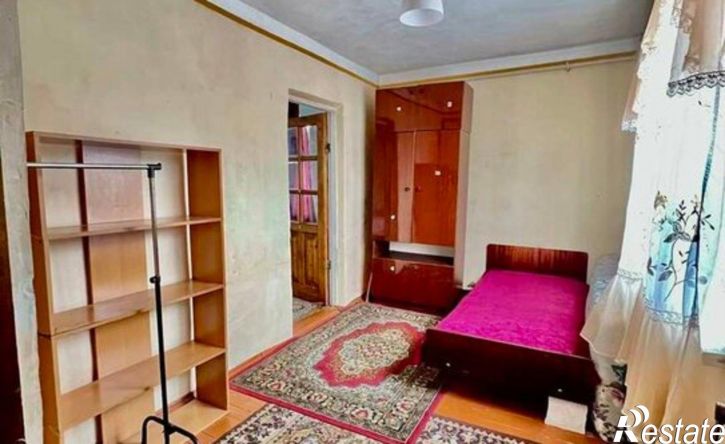 4-комн квартира улица Чкалова, 52,  д. 52