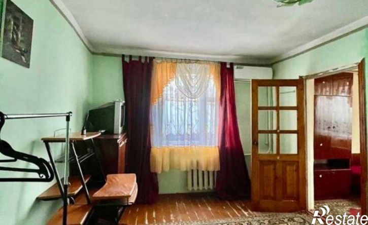 4-комн квартира улица Чкалова, 52,  д. 52