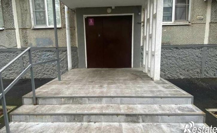 2-комн квартира улица Атарбекова, 19,  д. 19