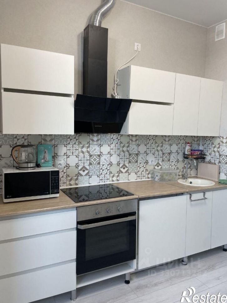2-комн квартира улица имени Генерала Корнилова, 16 к1,  д. 16 к1