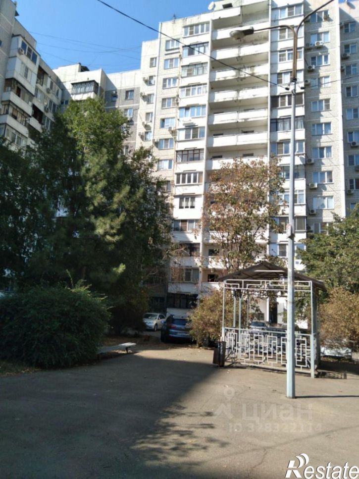2-комн квартира Ставропольская улица, 183/1,  д. 183/1