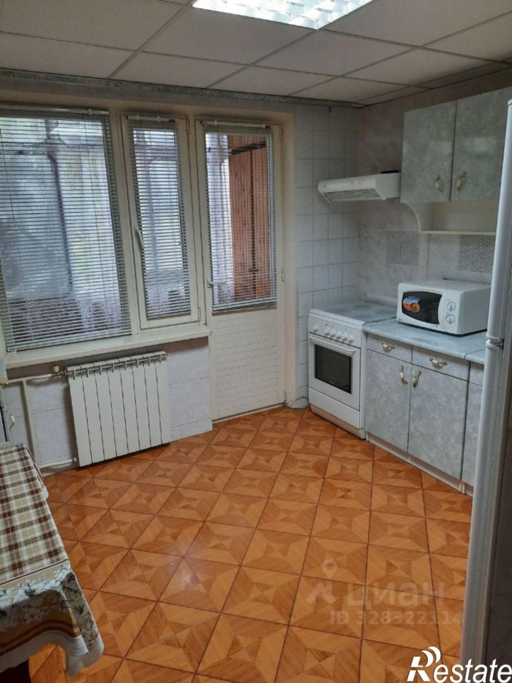 2-комн квартира Ставропольская улица, 183/1,  д. 183/1