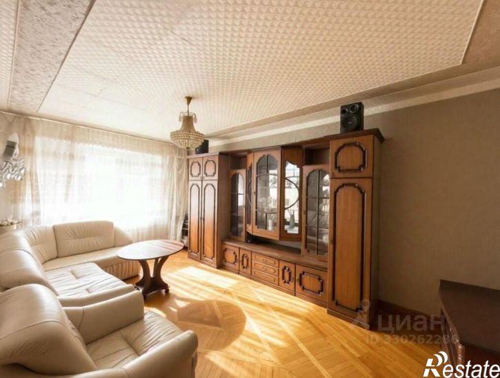 3-комн квартира улица Яна Полуяна, 60,  д. 60