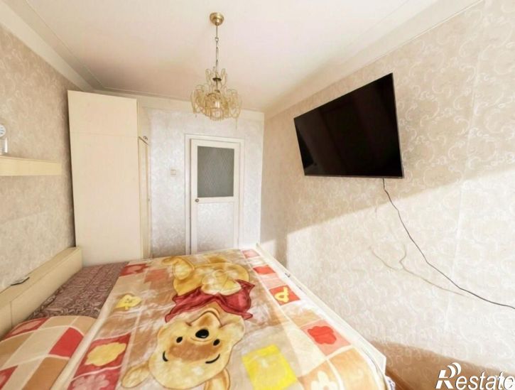 3-комн квартира улица Яна Полуяна, 60,  д. 60