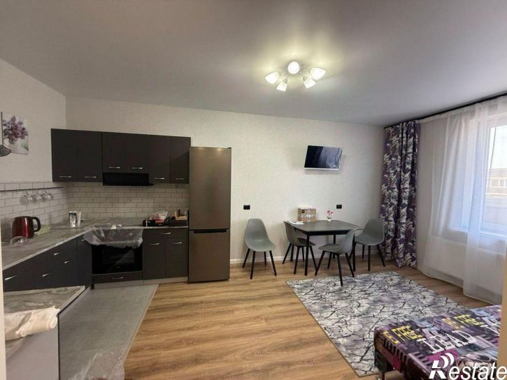 2-комн квартира улица Лётчика Позднякова, 2 к24,  д. 2 к24