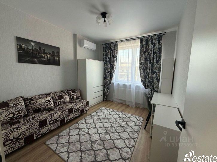 2-комн квартира улица Лётчика Позднякова, 2 к24,  д. 2 к24