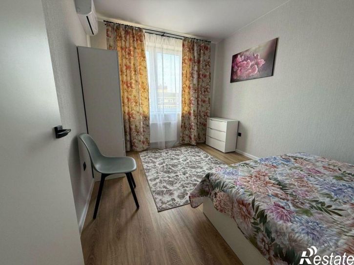 2-комн квартира улица Лётчика Позднякова, 2 к24,  д. 2 к24