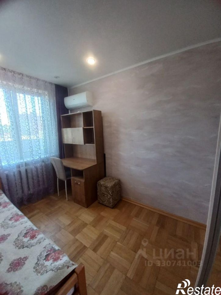 Комната Новгородская улица, 13,  д. 13