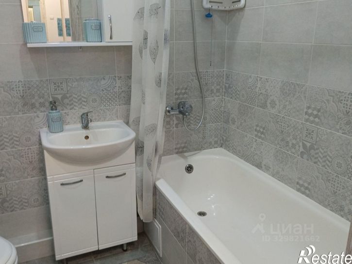 1-комн квартира ул им. Героя Сарабеева В.И., 5 1,  д. 5 1,  к. 1