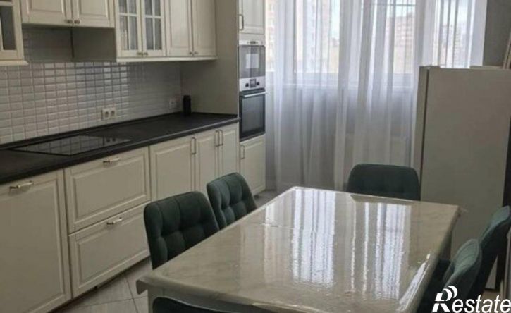 3-комн квартира улица им. Героя Яцкова И.В., 15 к1,  д. 15 к1