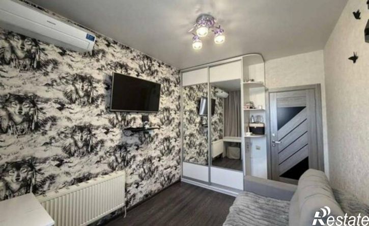 2-комн квартира Заполярная улица, 52,  д. 52