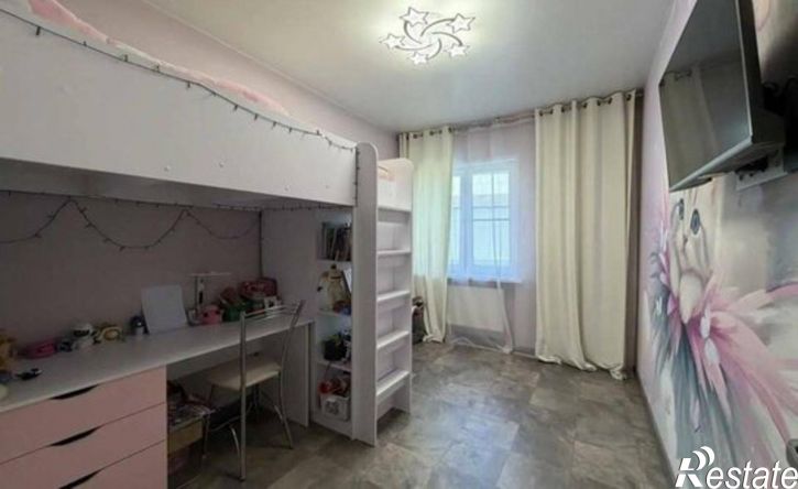 2-комн квартира Заполярная улица, 52,  д. 52