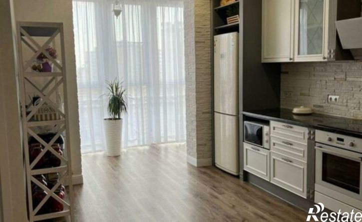 3-комн квартира ул Стахановская, 1/3,  д. 1/3
