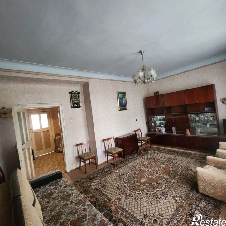 2-комн квартира ул им. Калинина, 1 11,  д. 1 11,  к. 11