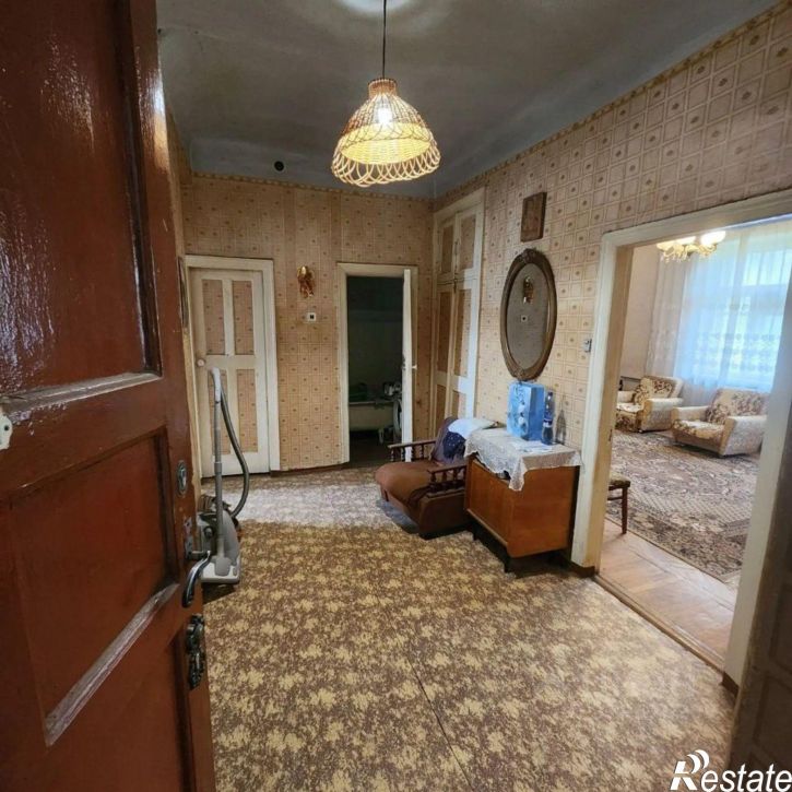 2-комн квартира ул им. Калинина, 1 11,  д. 1 11,  к. 11