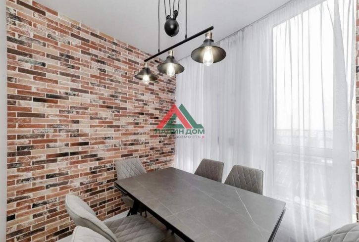 3-комн квартира им. Адмирала Крузенштерна улица, д.6