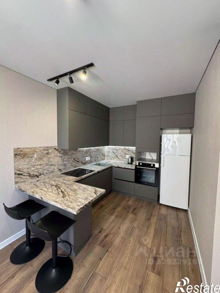 2-комн квартира улица Мурата Ахеджака, 12 к10,  д. 12 к10