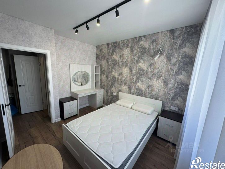 2-комн квартира улица Мурата Ахеджака, 12 к10,  д. 12 к10