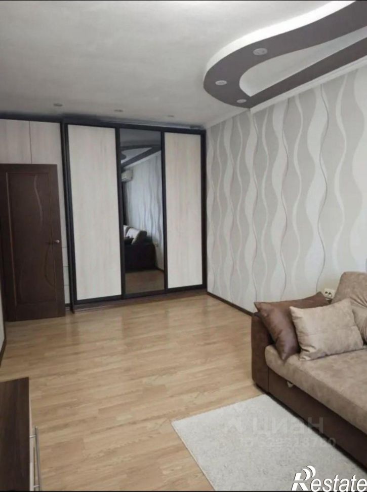 2-комн квартира улица Дунаевского, 5,  д. 5
