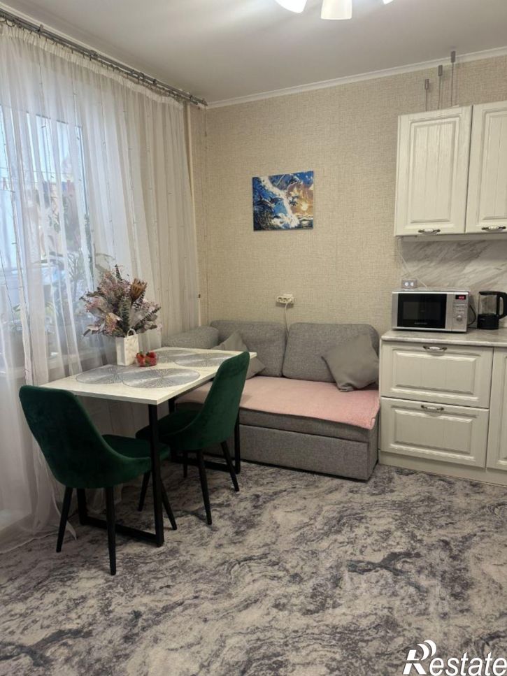 1-комн квартира ул им. Генерала Трошева Г.Н., 8,  д. 8