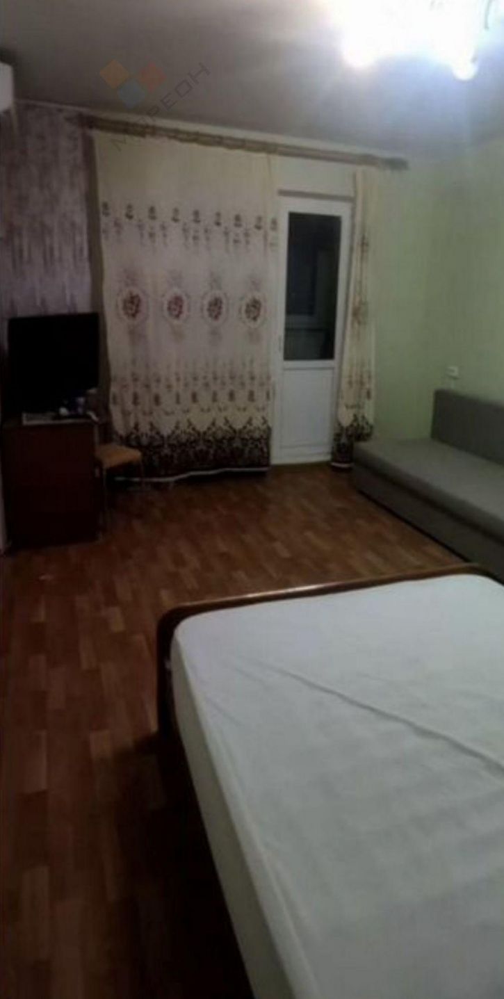 2-комн квартира Котлярова ул, 16