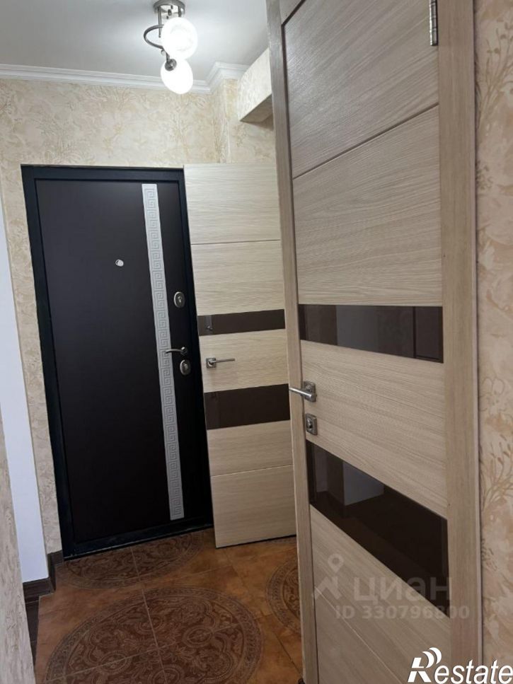 1-комн квартира ул им. 70-летия Октября, 12/1,  д. 12/1