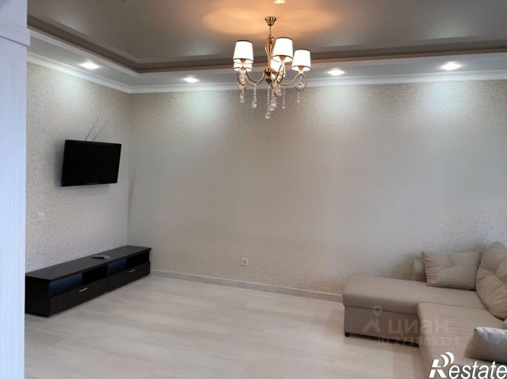 3-комн квартира Гаражная улица, 87,  д. 87