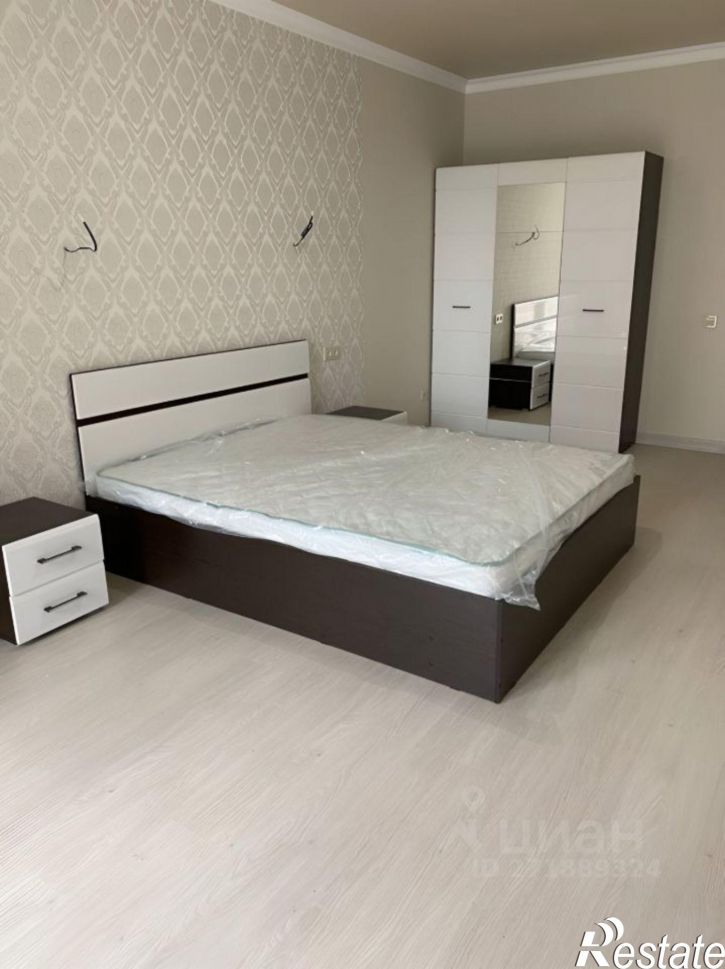 3-комн квартира Гаражная улица, 87,  д. 87