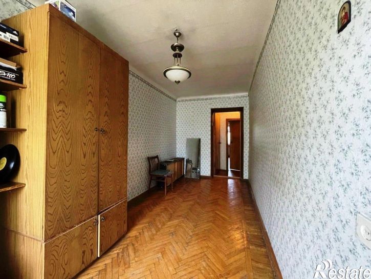 3-комн квартира улица Курчатова, 10,  д. 10