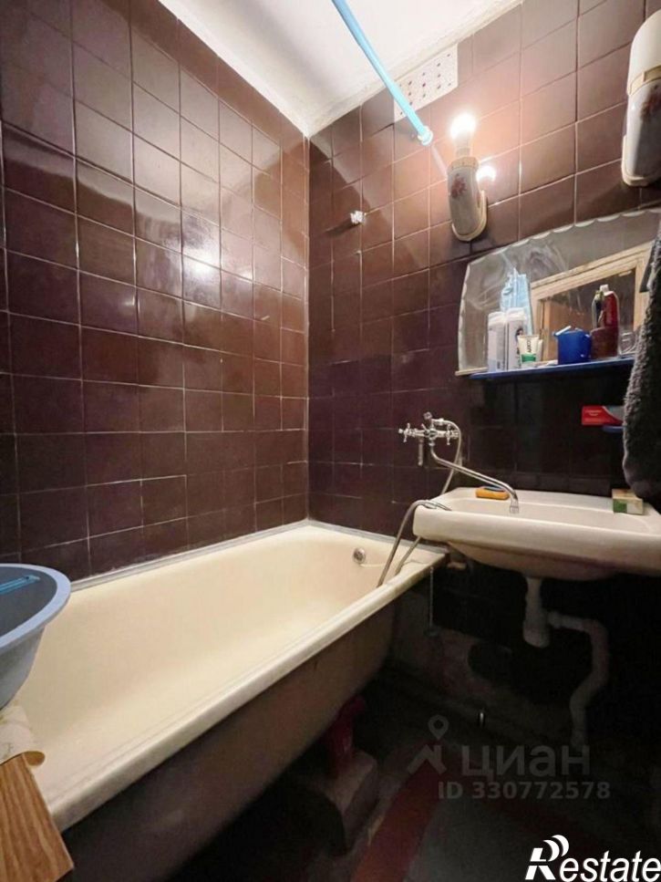 3-комн квартира улица Курчатова, 10,  д. 10