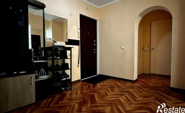 2-комн квартира ул им. Репина, 20,  д. 20
