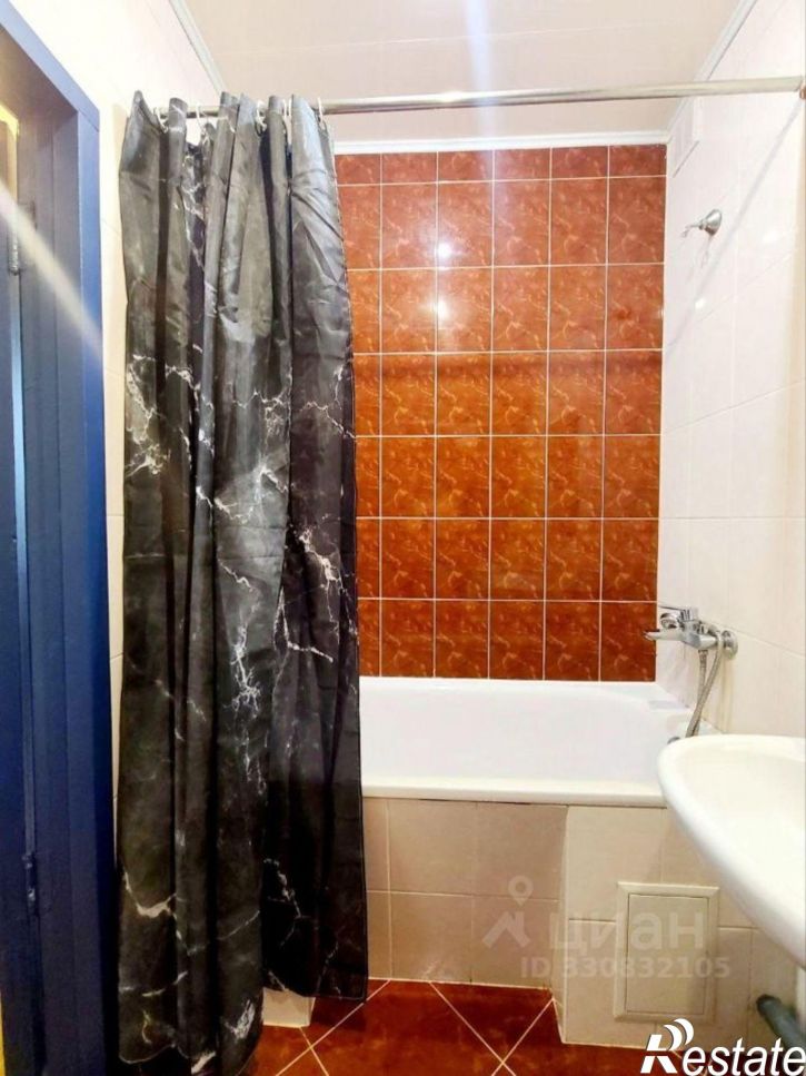 3-комн квартира ул им. Захарова, 37,  д. 37