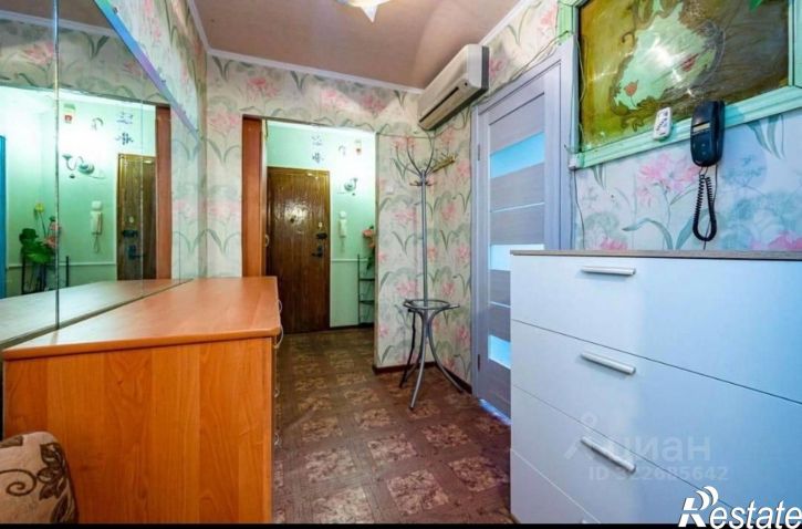 3-комн квартира улица 70 лет Октября, 18,  д. 18
