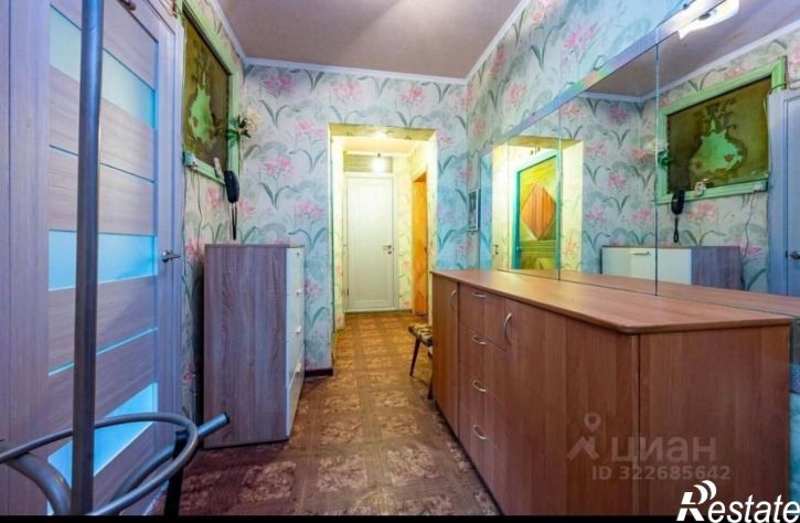 3-комн квартира улица 70 лет Октября, 18,  д. 18