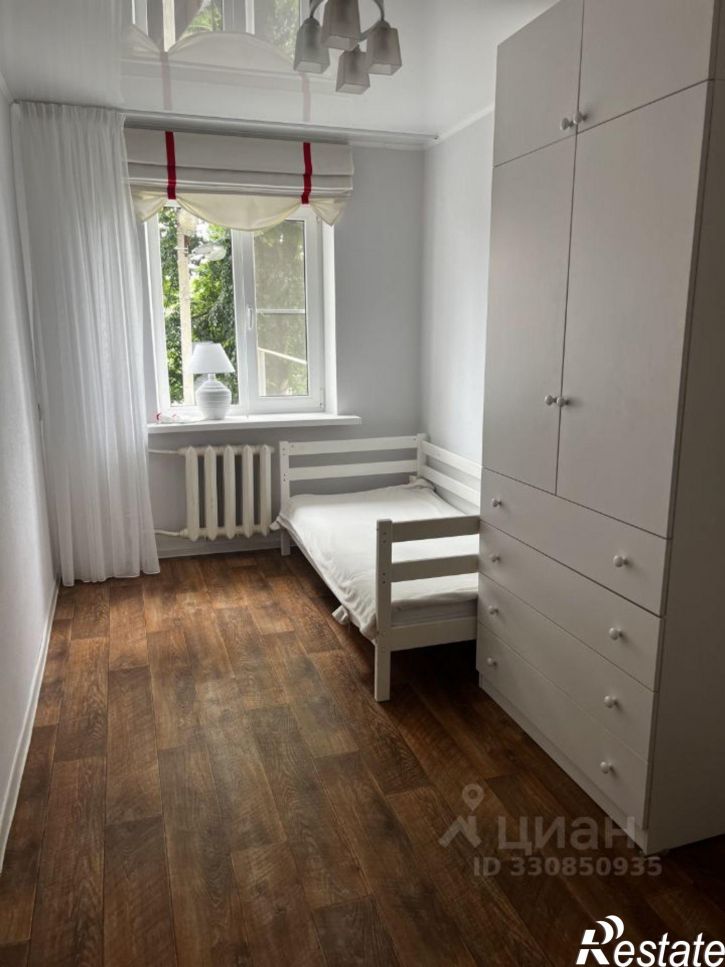 3-комн квартира ул им. Стасова, 21,  д. 21