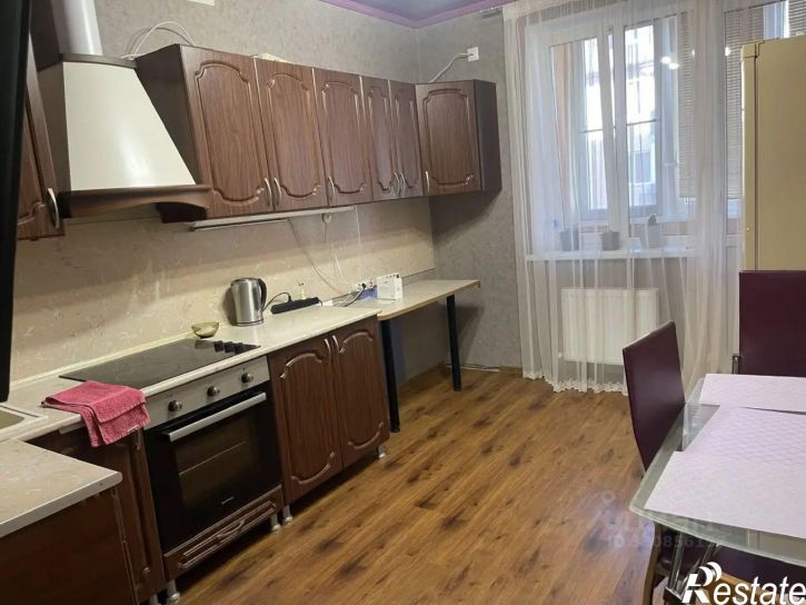 2-комн квартира улица Дунаевского, 5,  д. 5